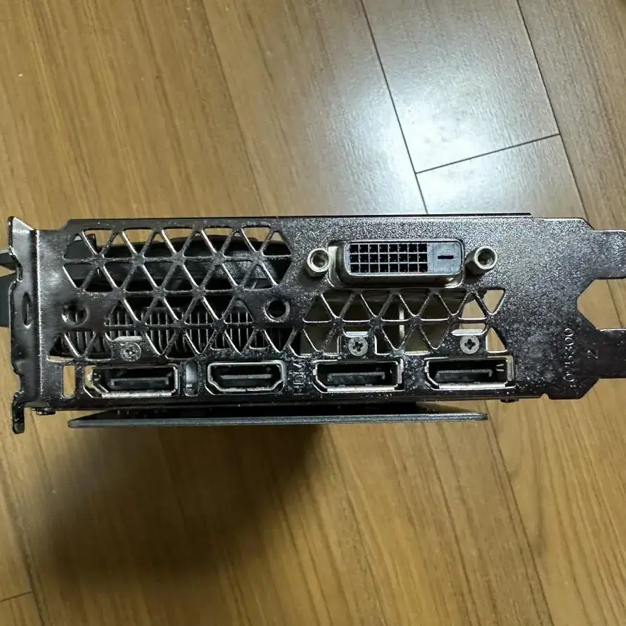 조탁 Zotac 1060 6g 그래픽카드 팔아요