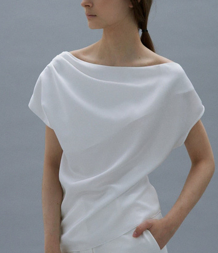 MUARMUS Aurora Shirring Blouse [White]