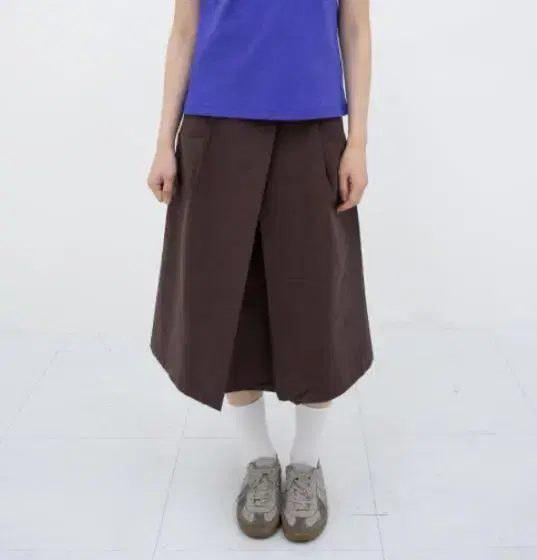 pin tuck midi skirt 오무수히 브라운 S (새상품)