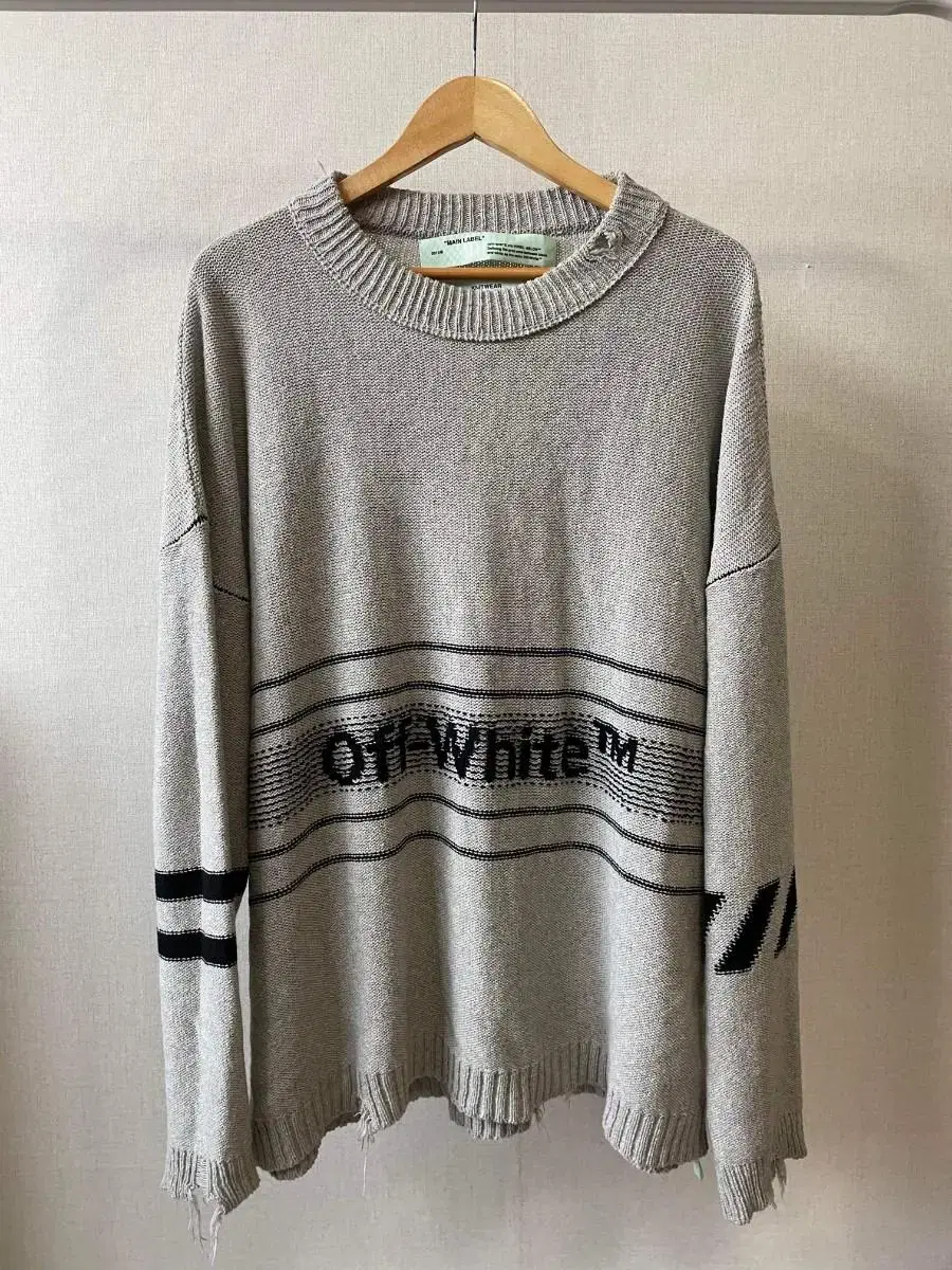 Off-white vintage sweater