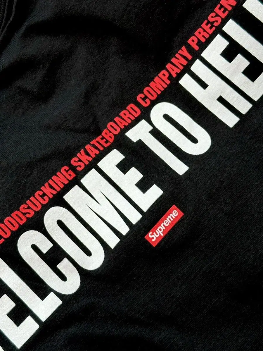 SUPREME T-Shirt 24ss M사이즈