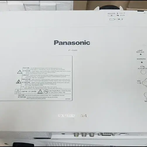 파나소닉 PT-VX400EA 중고 프로젝터 (사용시간별 가격 다름)