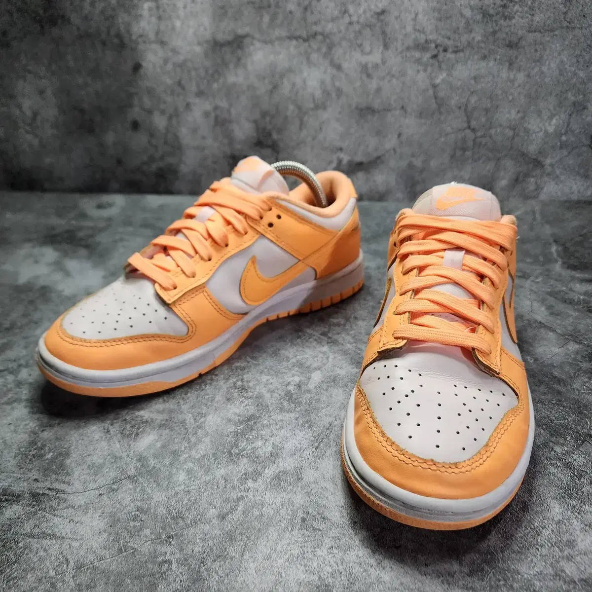 Double Six (Genuine) Nike Women's Dunk Low Peach Cream 235