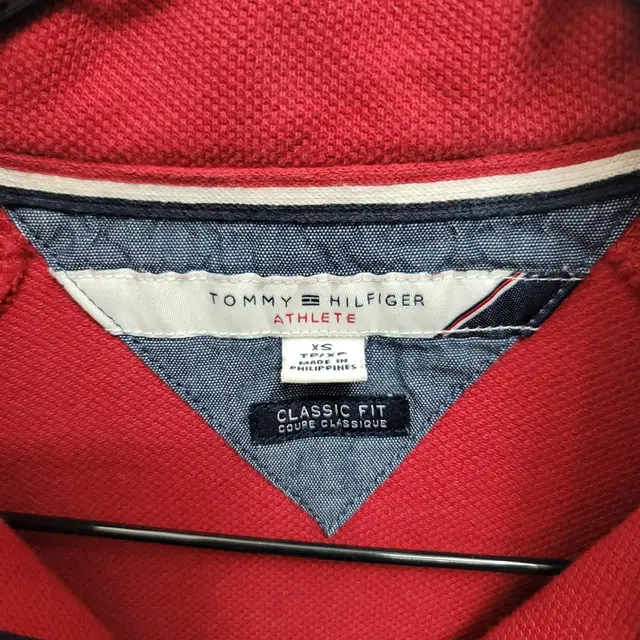 90-(TOMMY HILFIGER)타미힐피거 반집업 티셔츠