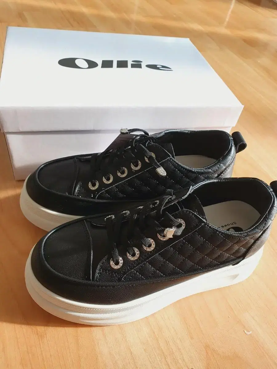 Ollie Shoes 6cm Heeled Quilted Sneakers