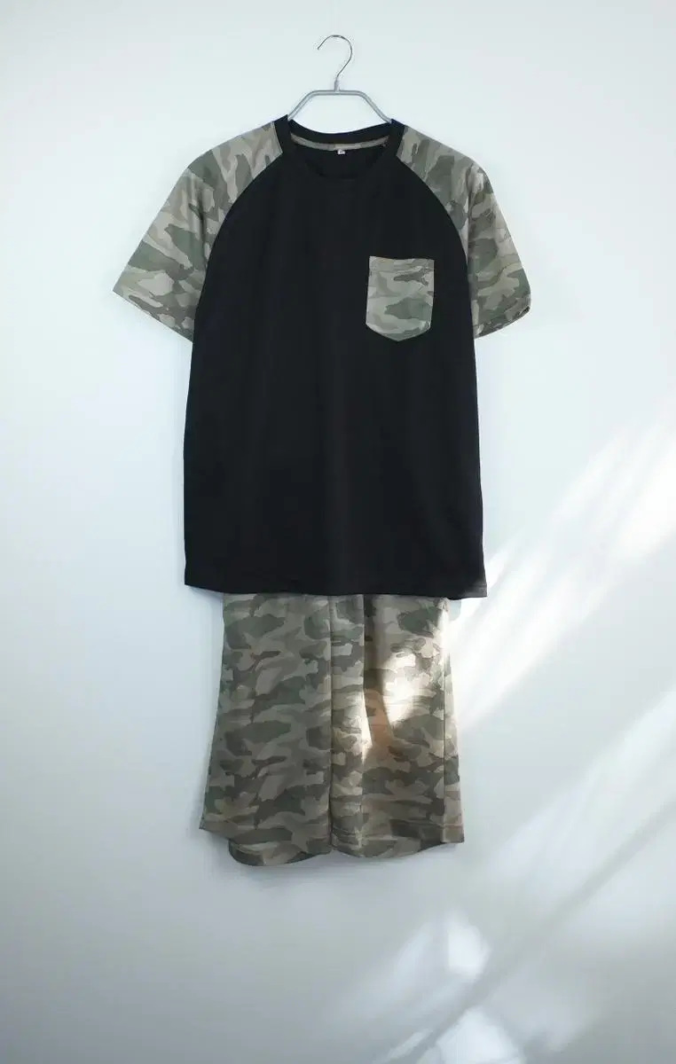 Vintage Military Short Sleeve Setup