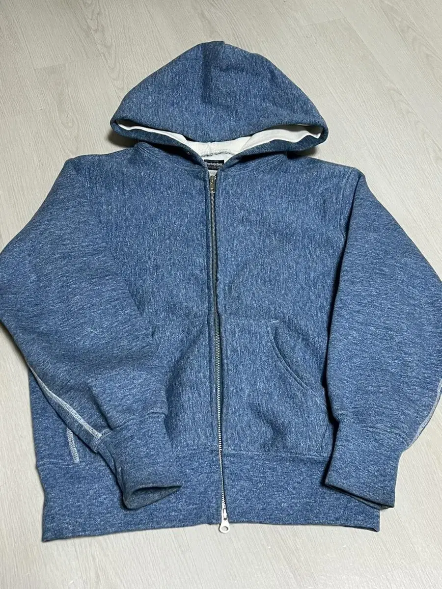 Brushed Hooded Zip-Up S Heritage Floss