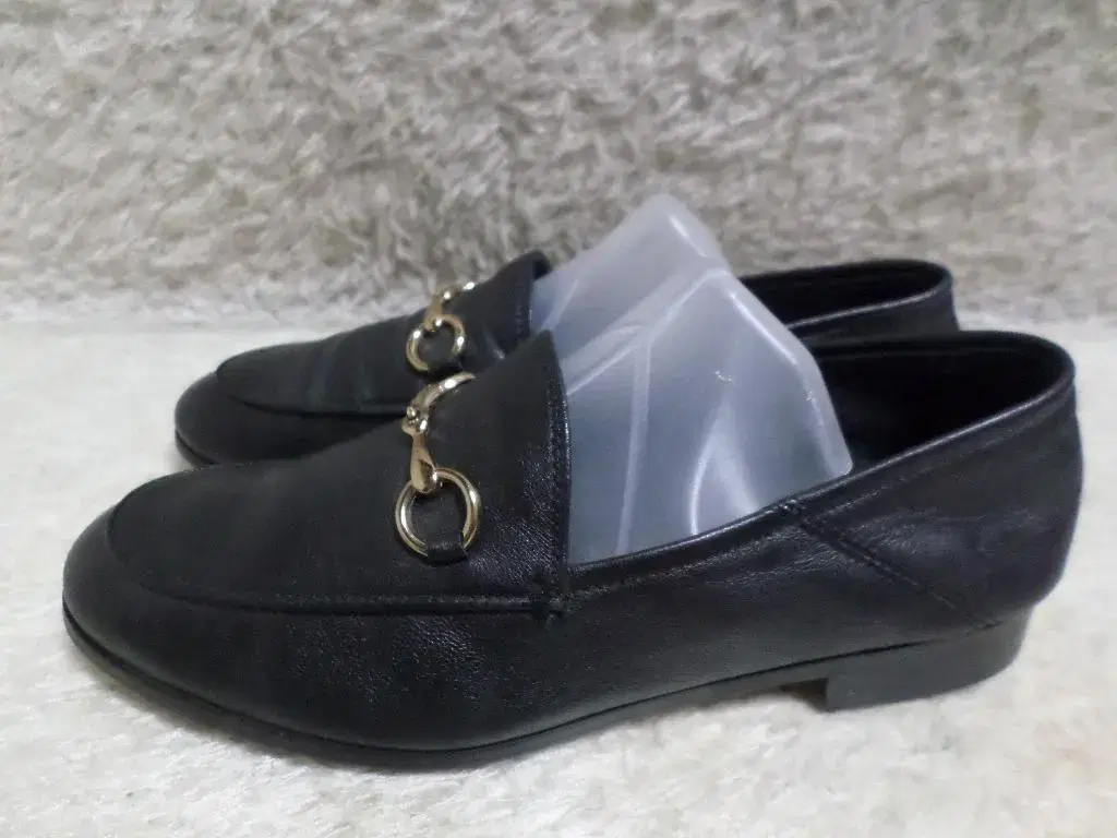 LEW Luck Guoze 230 Shoshurapang Black Horseshoes Keum Shoes Loafers Flat Shoes Shoes