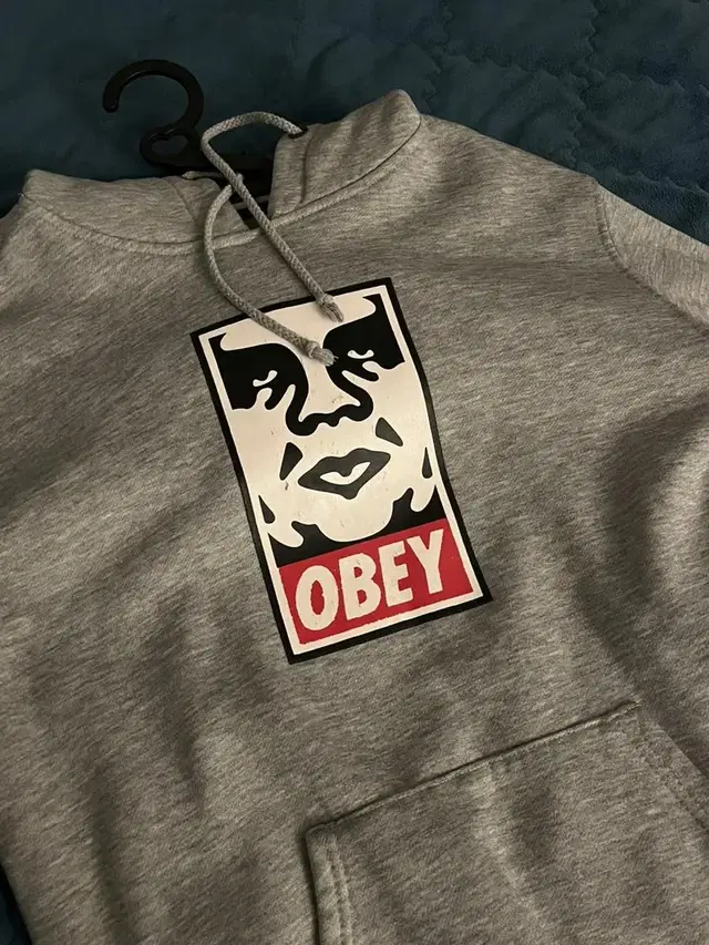 오베이 OBEY 회색 후드티 L