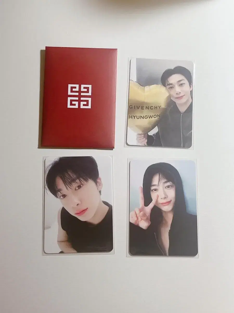 Monsta x Givenchy chae hyungwon photocard sells