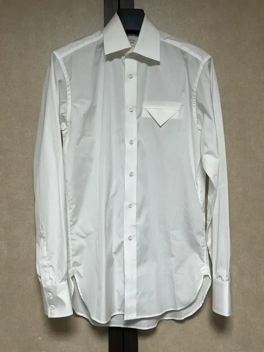 [38] Bottega Veneta Triangle Shirt White