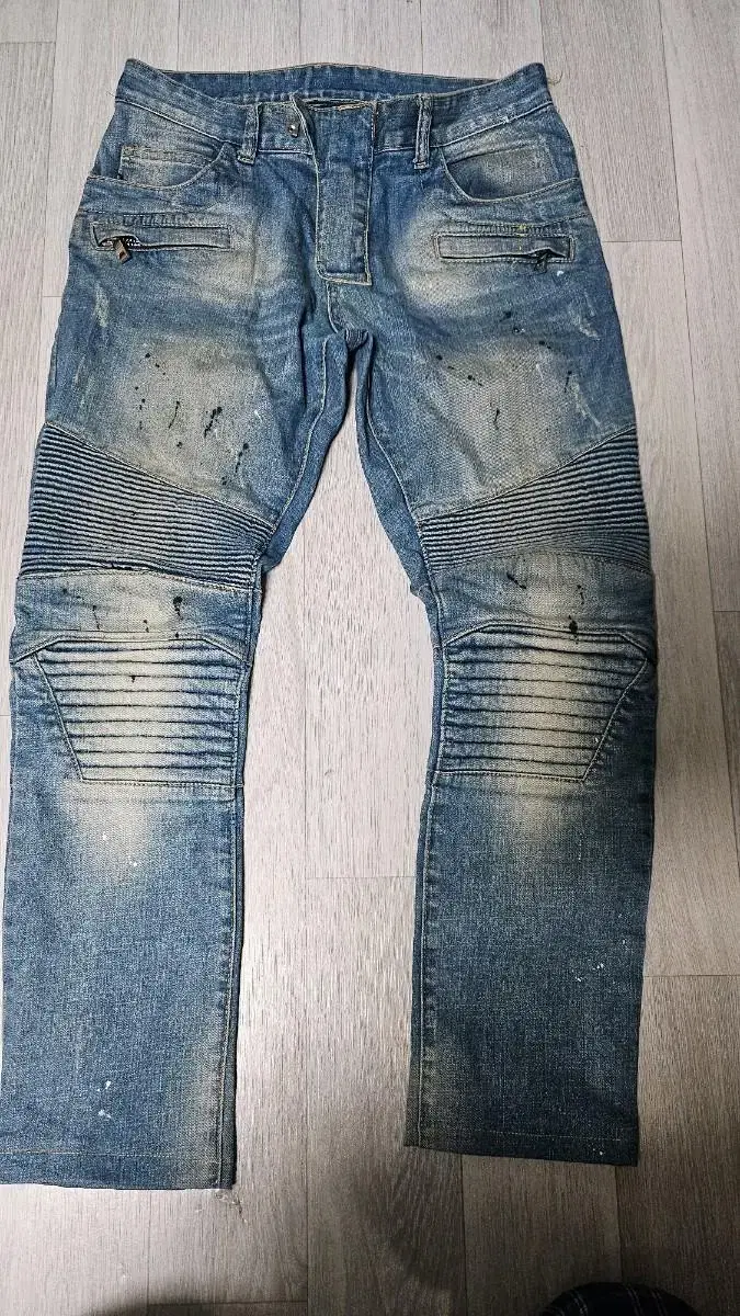 Balmain jeans 30 inches