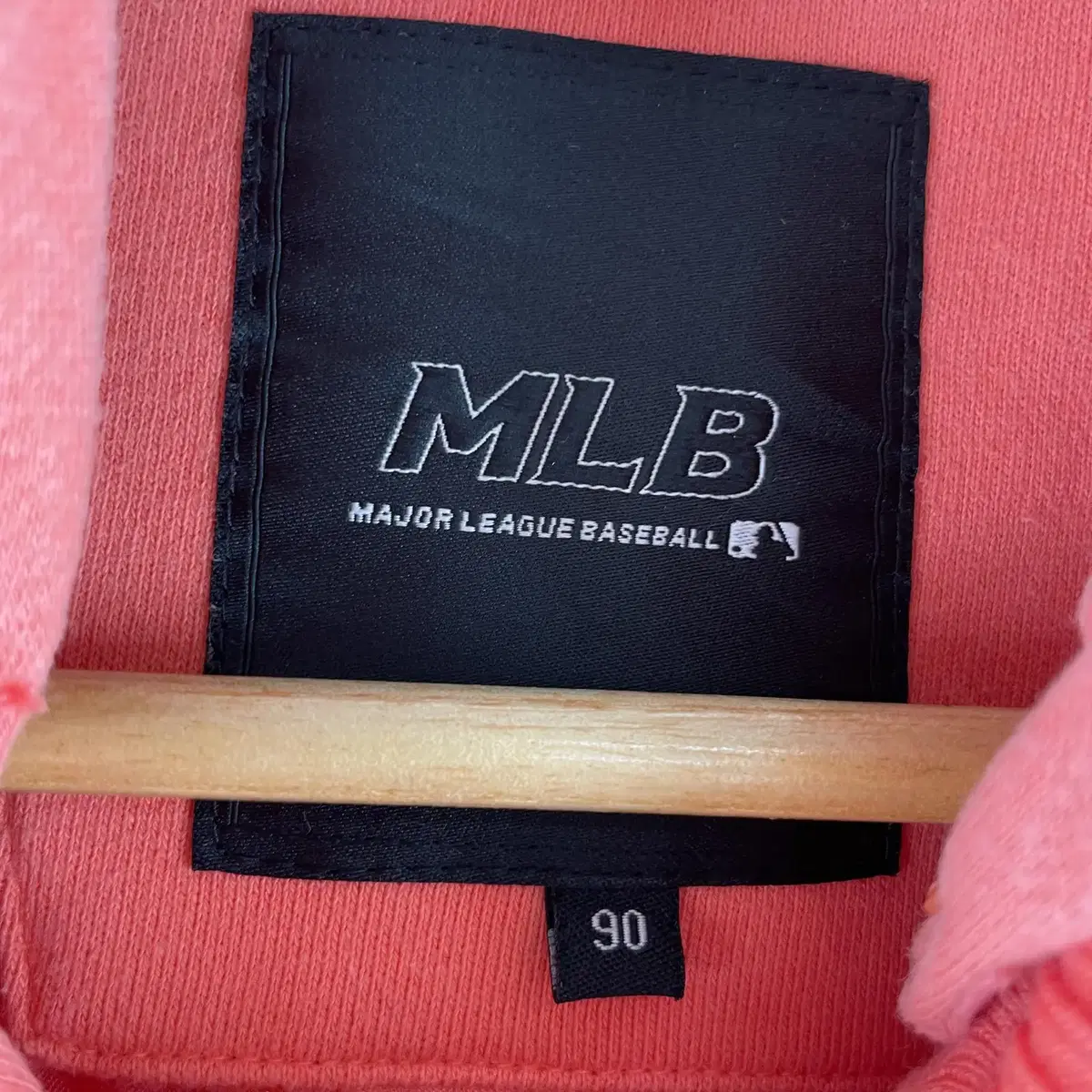 MLB 뉴욕양키스 핑크 그레이 바시티 자켓 90 .240319