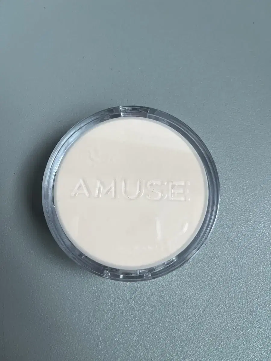 Sell cosmetics (Amuse, Kiss Me, Dersham, Perifera)