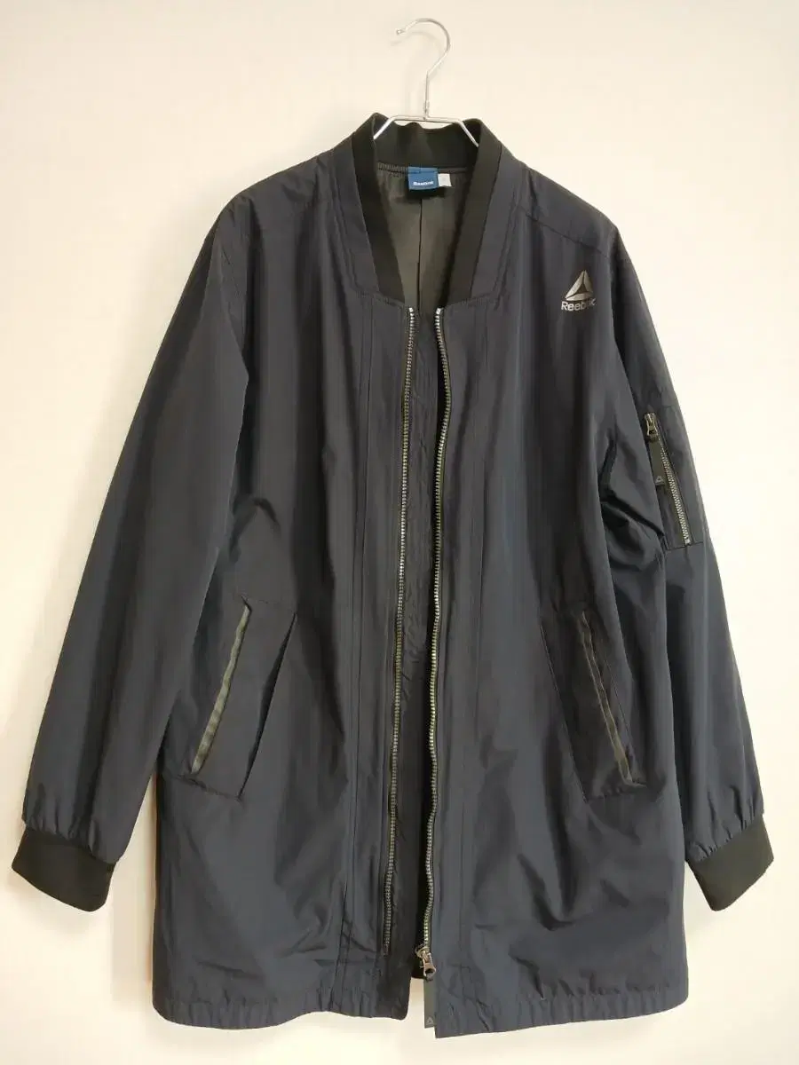 Reebok Men's Navy Outerwear 100