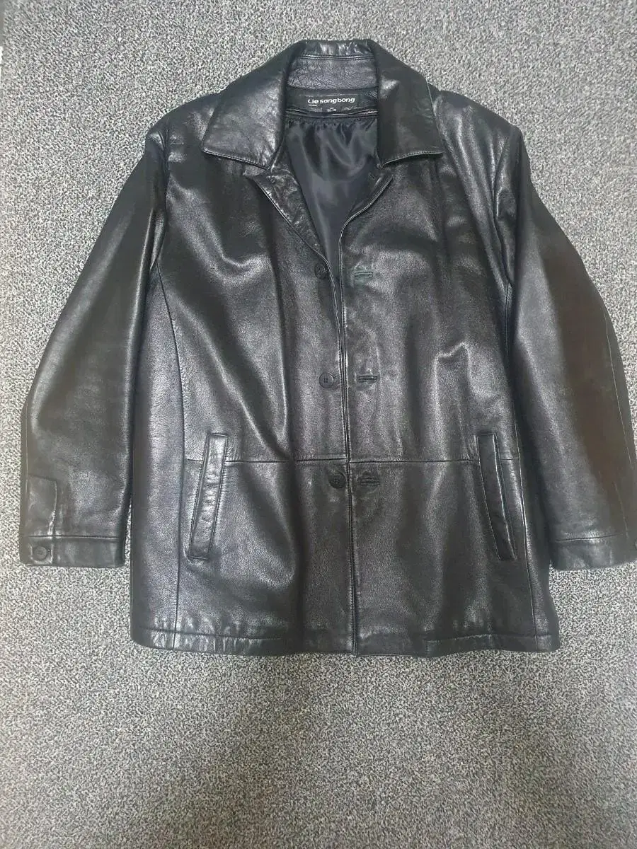 Lee Sangbong Leather Jacket (L) 100