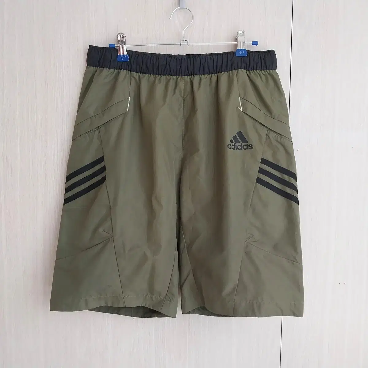 Adidas Genuine Vahn Size L D415