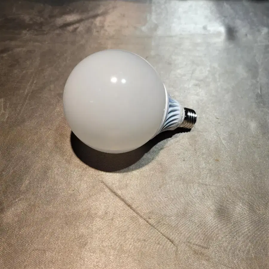 LED BALL 15W 주광색 18개 5만원