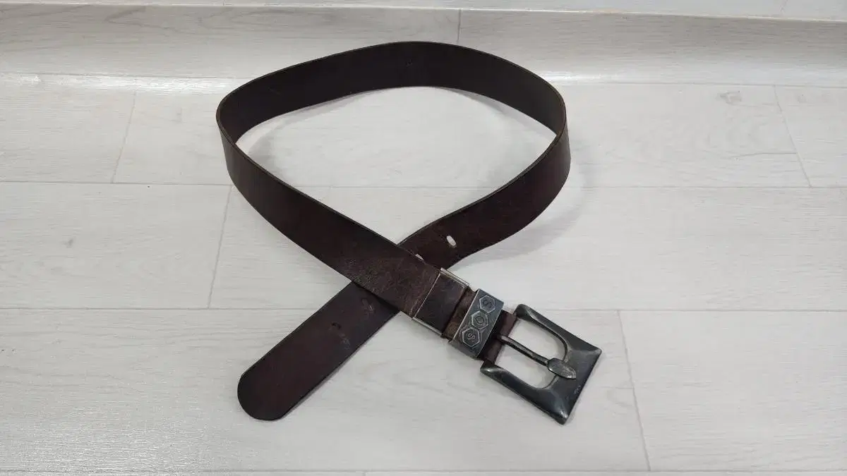 Vintage SOS Arrowhead Whole Leather Belt