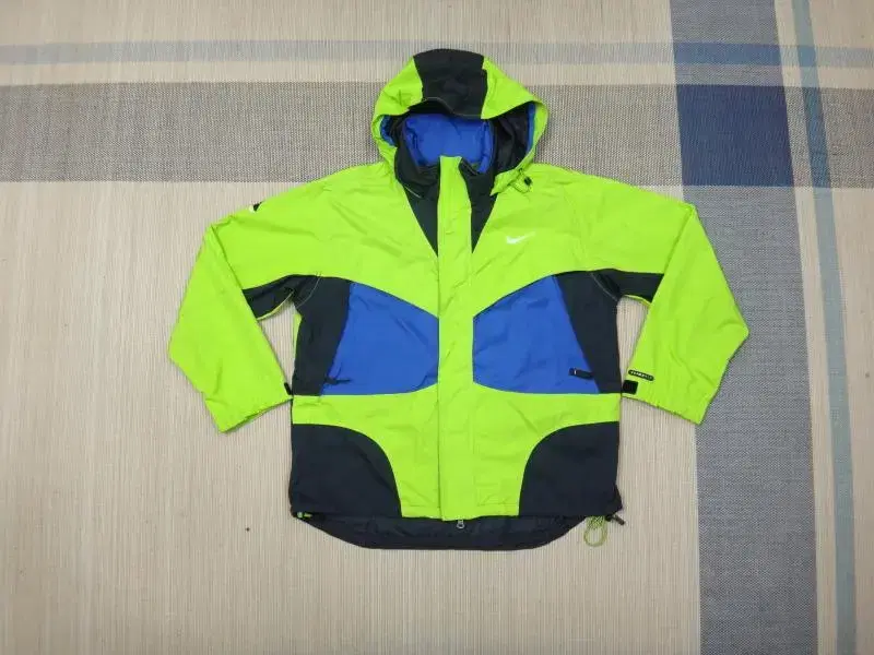 (L/100) Nike ACG Men's Performance Jacket