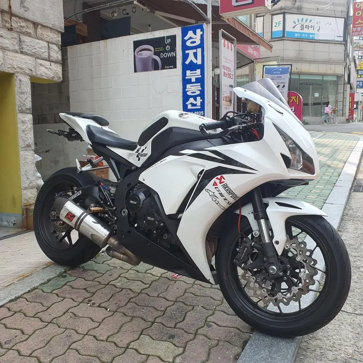 2014 cbr1000rr 풀배기 판매합니다(구변 완)