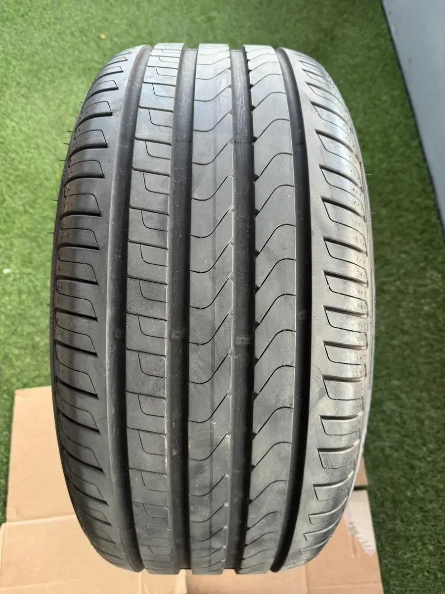 피렐리 P7 275/40 R18 1본 (런플랫x)