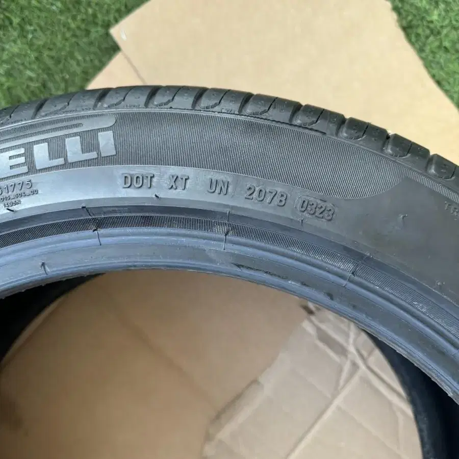 피렐리 P7 275/40 R18 1본 (런플랫x)