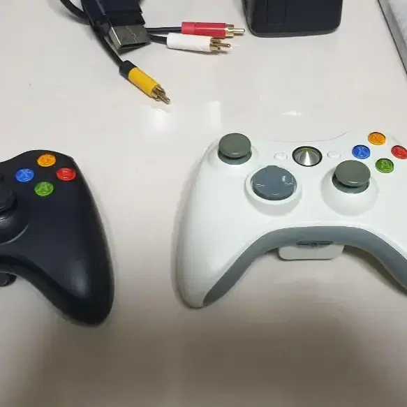 Xbox 360 팝니다