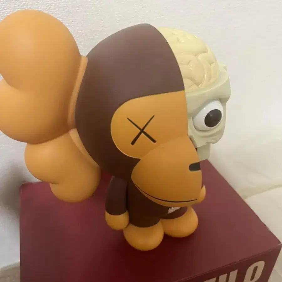 카우스 베이프 피규어 kaws bape