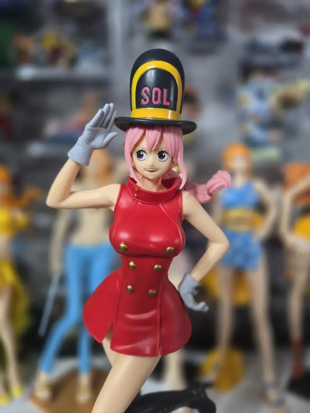 ONEPIECE unsealed Figures Rebecca One-Eyed Soldier Costume