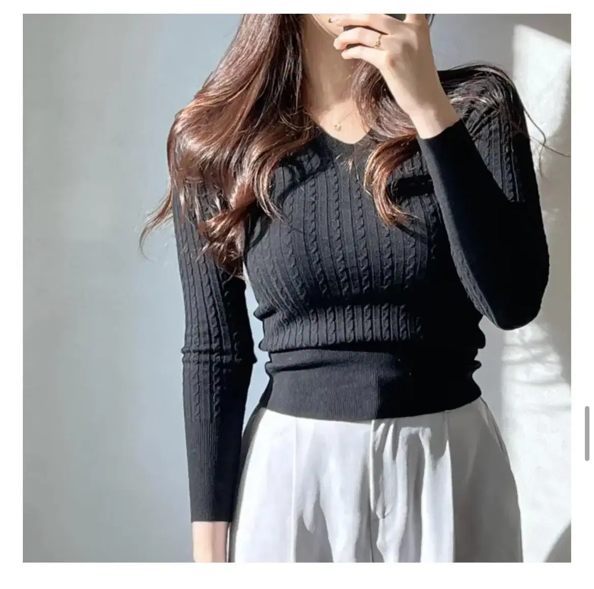 New product) Ablee Twisted V-Neck Cropped Knit (Black)