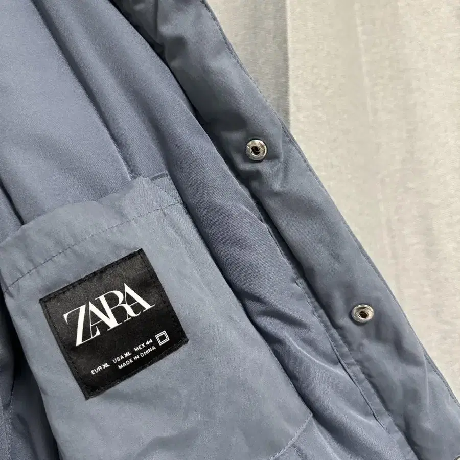 > 105 자라 패딩 카라 셔츠 점퍼 ( zara XL 더스티 블루 )