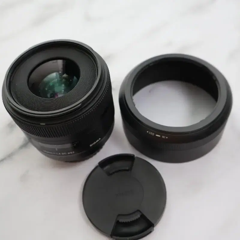 캐논 efs 마운트 크롭바디용 시그마 아트 삼식이 렌즈 30mm f1.4