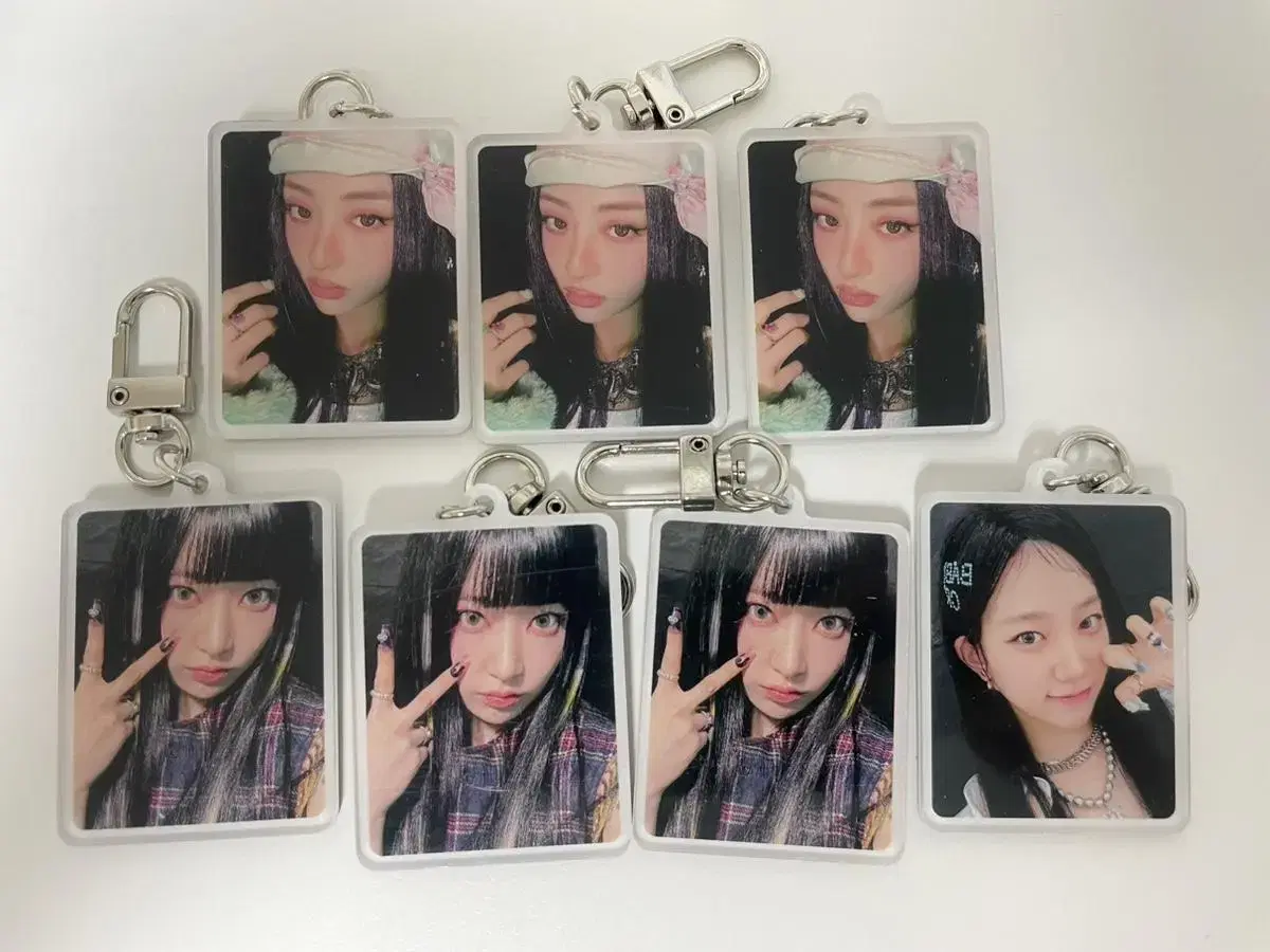 le sserafim e.ji keyring sell sakura, huh yunjin, kazuha