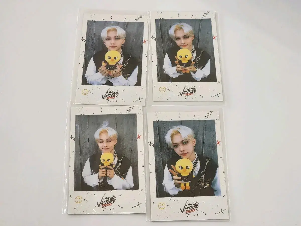 Felix skzoo pop up @polla_polla skz photocard TheVictory lee youngbok @polla_polla