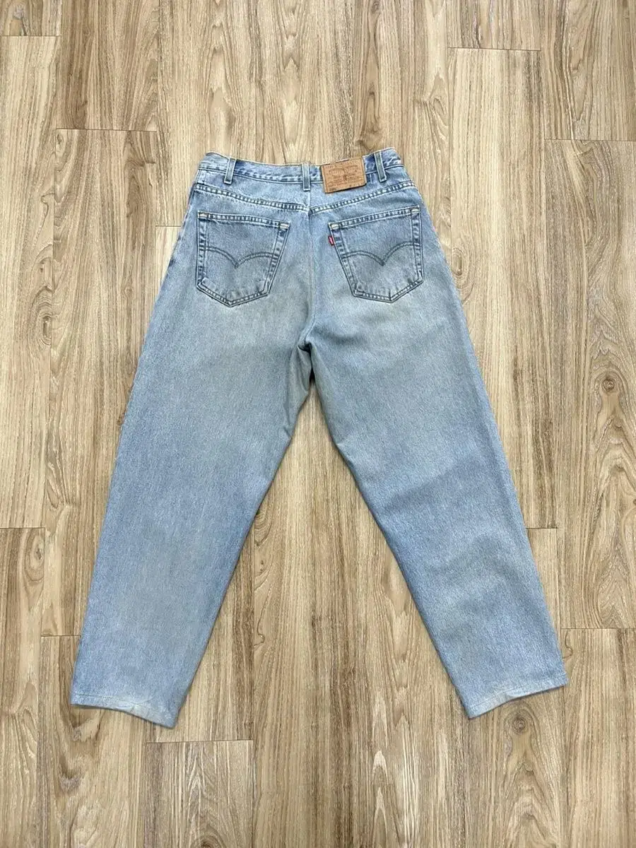 90s Levi's 560 Jeans 32