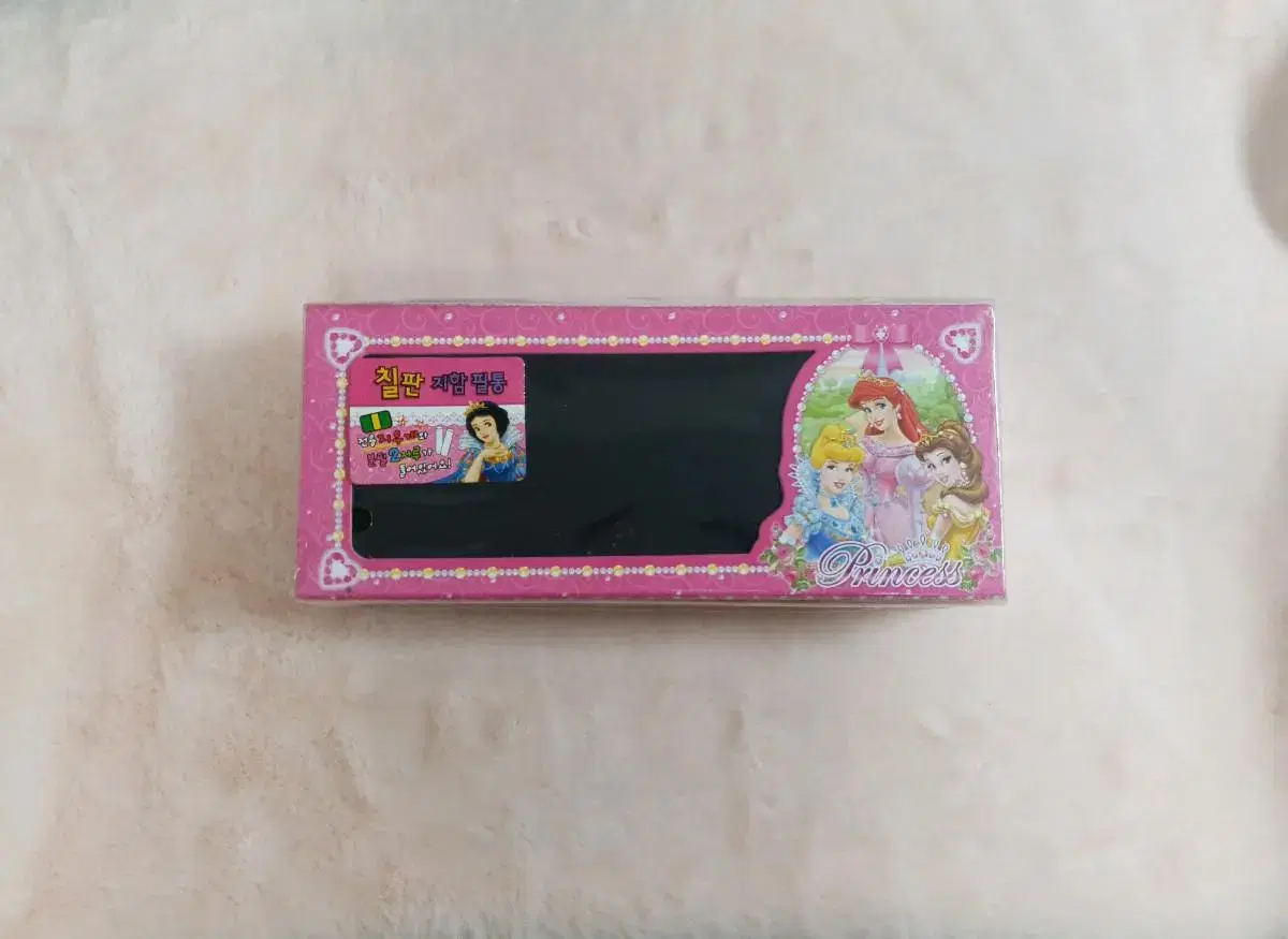 Unsealed) Classic Disney Princess Chalkboard Trash Can Pencil Case