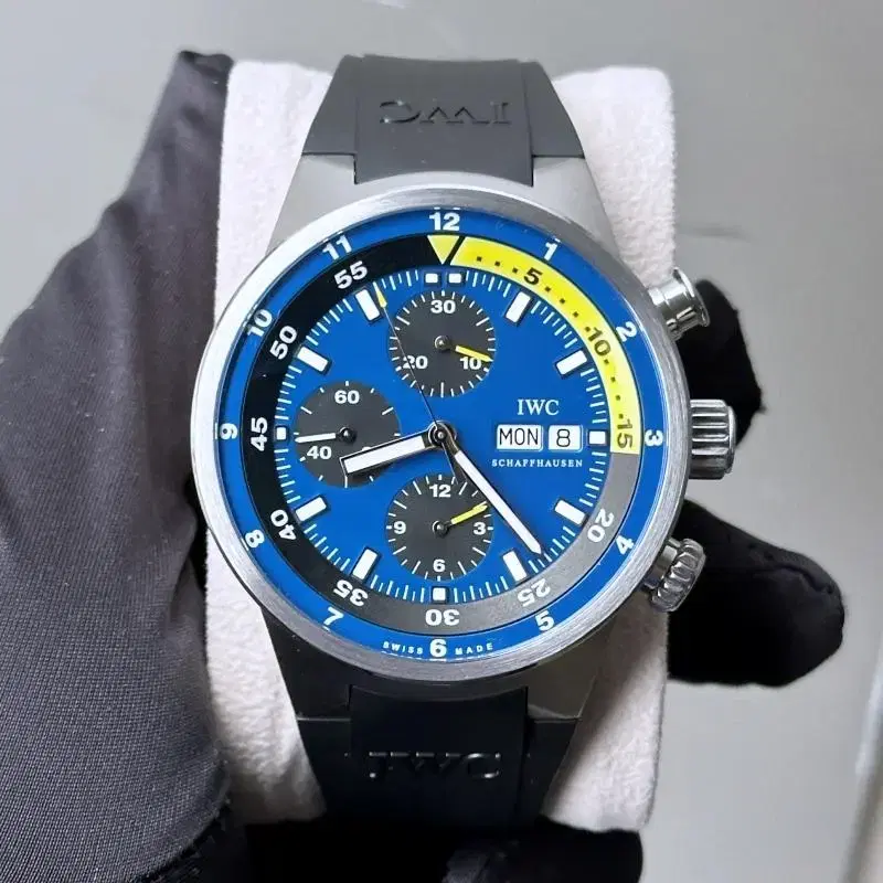 IWC 아쿠아타이머 크로노그래프 43mm 쿠스토 다이버 2500개 한정판