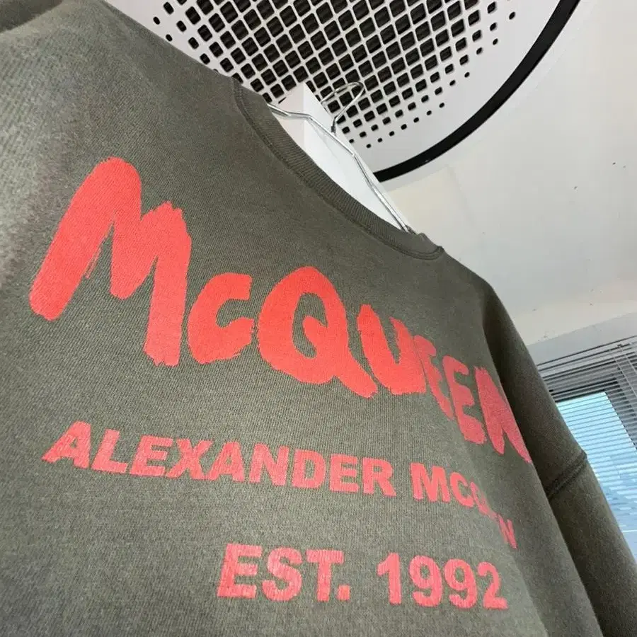 Vintage Alexander Mcqueen Sweat Shirt