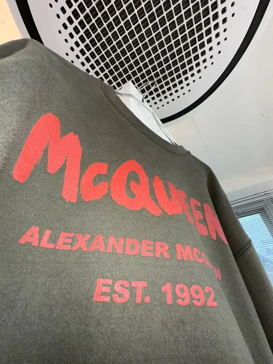 Vintage Alexander Mcqueen Sweat Shirt