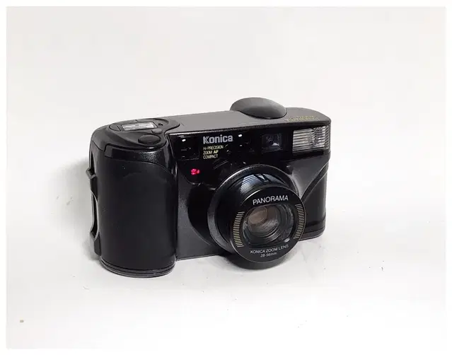 KONICA PANORAMA ZOOM . 렌즈28m 광각.정상작동