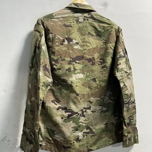 95-100 US ARMY 미군 OCP 카모 밀리터리 상의 야상자켓