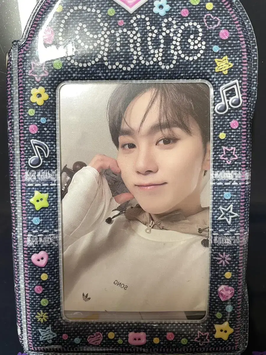 Seventeen seungkwan I'll even give you a bulk of 13 sell pokabooks.