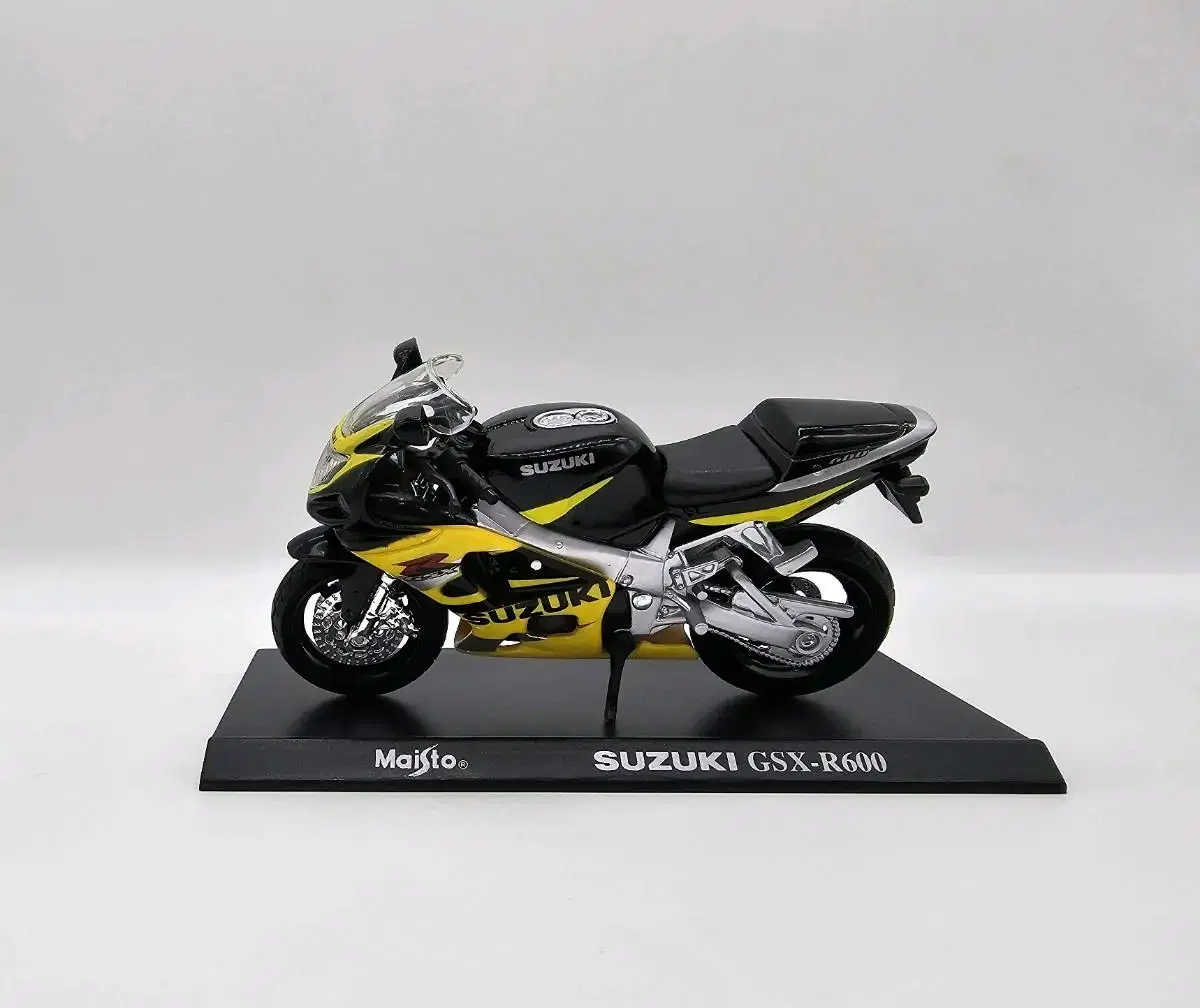 Bicycle Miniature SUZUKI GSX-R600 [5718_0241_06]