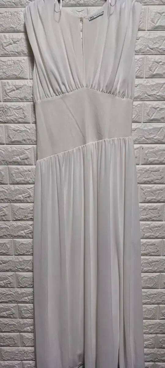 zara long sleeveless onepiece (s)