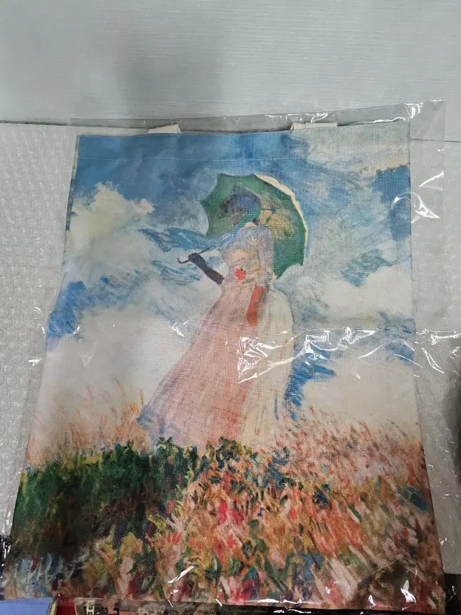 New product-Masterpiece Monet's woman wearing a parasol iko bag