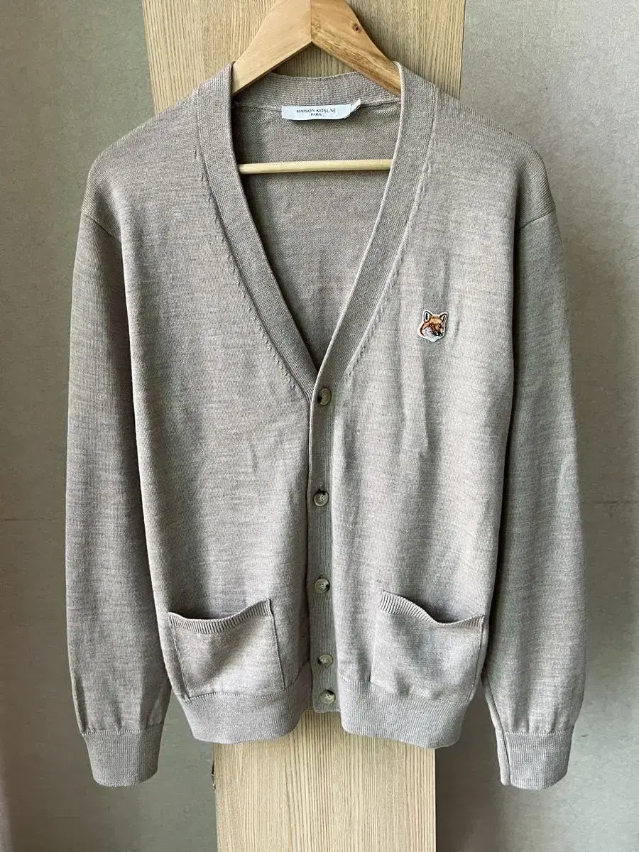 Maison Kitsune Foxhead Cardigan Beige L