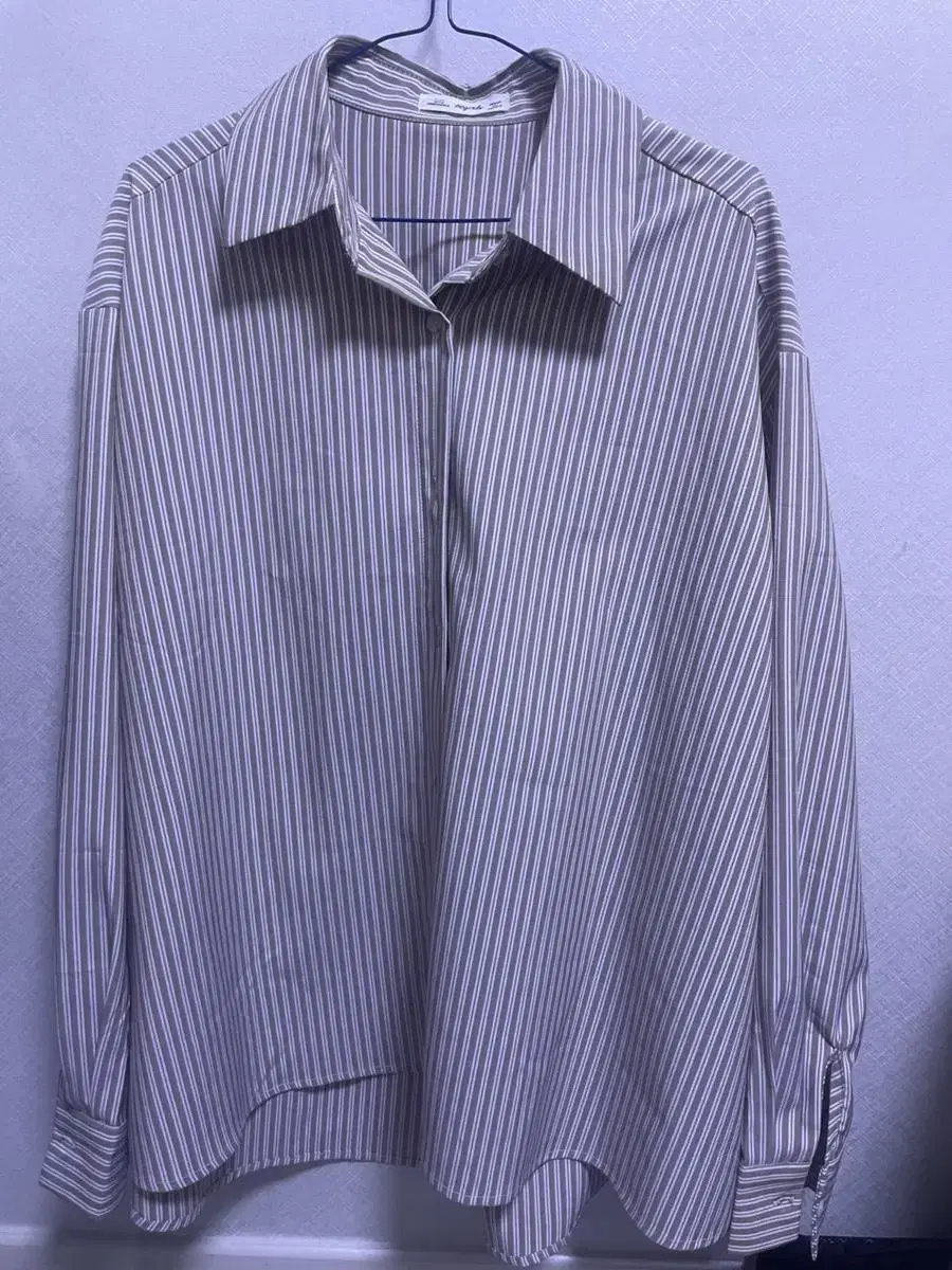 Wrinkle-free striped shirt