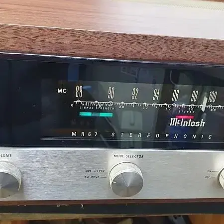 맥킨토시 Mcintosh MR67 진공관 튜너