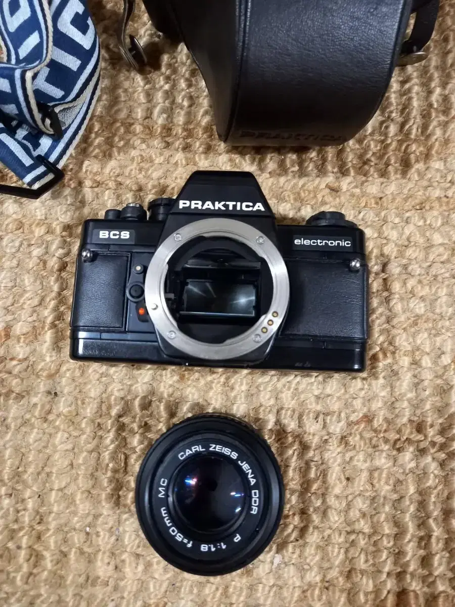 PRAKTICA BCS 필림카메라